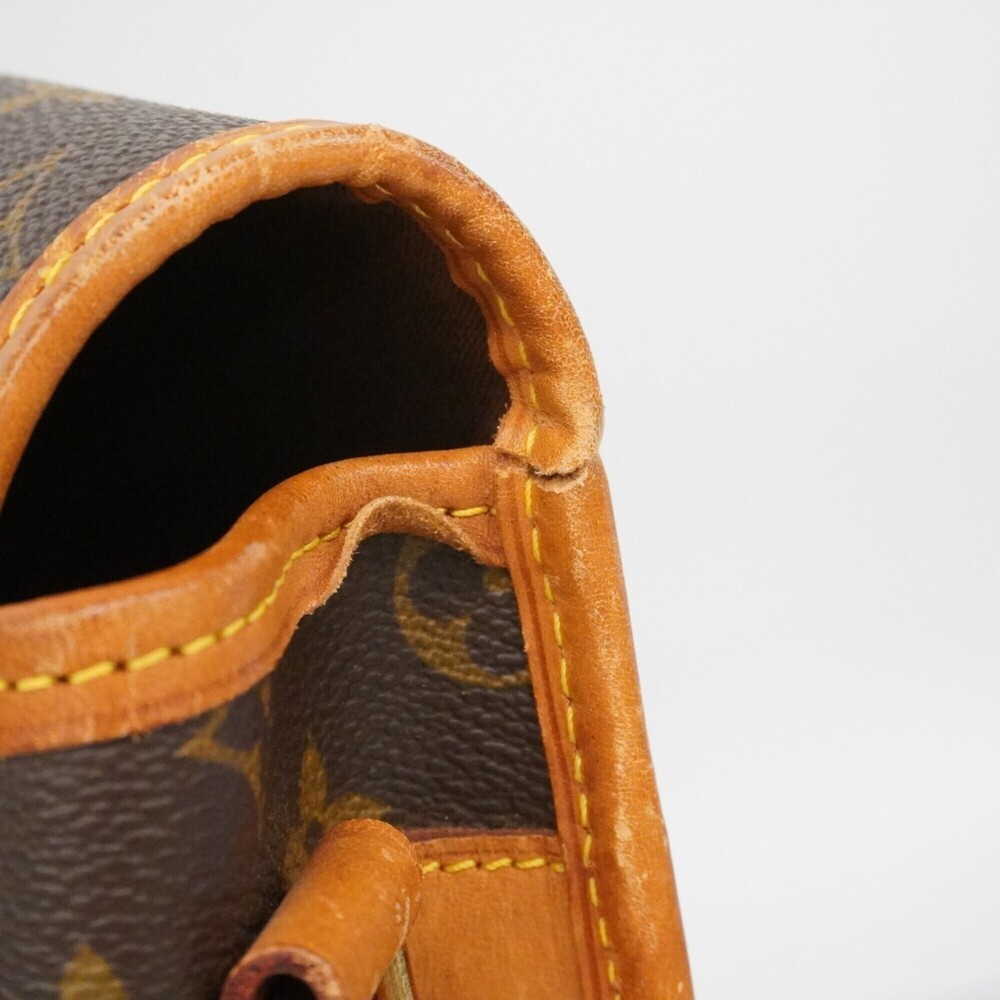LOUIS VUITTON Brown Monogram Shoulder Bag - Picture 7 of 14
